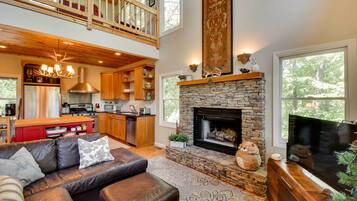 House (3 Bedrooms) | Front of property