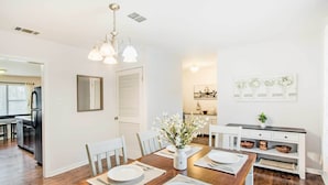 Rumah (4 Bedrooms) | Interior