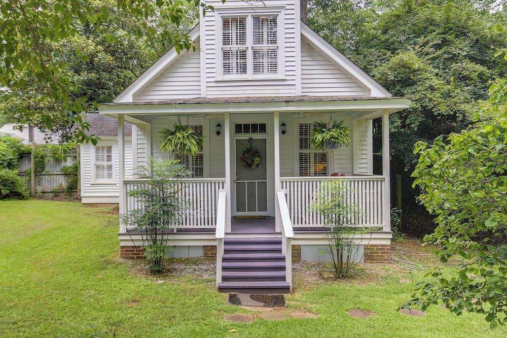 Romantic Cottage in Washington Historic District - Warrenton, GA