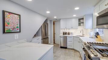 Rumah (2 Bedrooms) | Interior