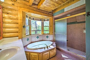Interior - Calhoun Cabin w/ River View + Wraparound Deck (Calhoun)