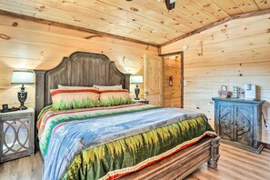 House (2 Bedrooms) | Interior - Brand-new Trenton Cabin: Panoramic Lake Views (Trenton)