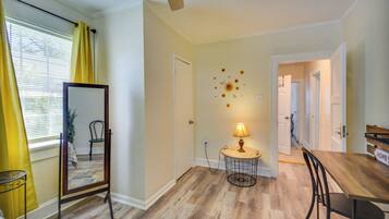 Cottage (2 Bedrooms) | Interior