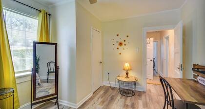 Charming Newport News Cottage < 1 Mi to Ocean!