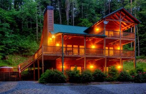 Interior - Riverside Ellijay Cabin w/ Hot Tub & Game Room (Ellijay)