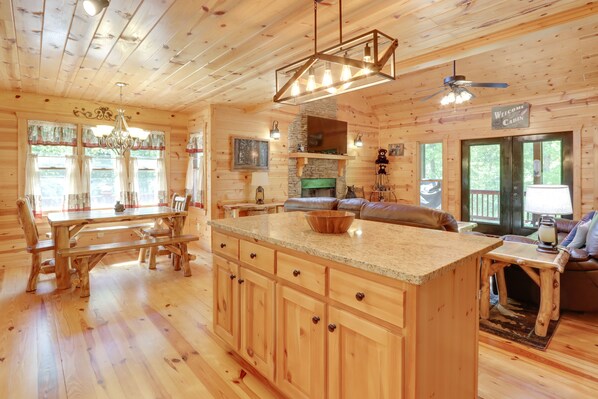 House (3 Bedrooms) | Living area | TV, fireplace - Private Ellijay Cabin w/ Hot Tub & Amenities! (Ellijay)