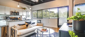 Modern Nashville Studio ~ 5 Mi to Downtown!