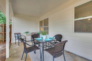 House (3 Bedrooms) | Interior - Near Airport, Private Yard! Atlanta Rental (Atlanta)