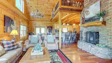 House (4 Bedrooms) | Front of property