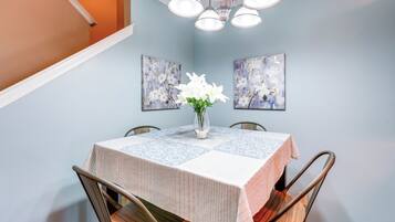 Huoneisto (3 Bedrooms) | Sisätilat