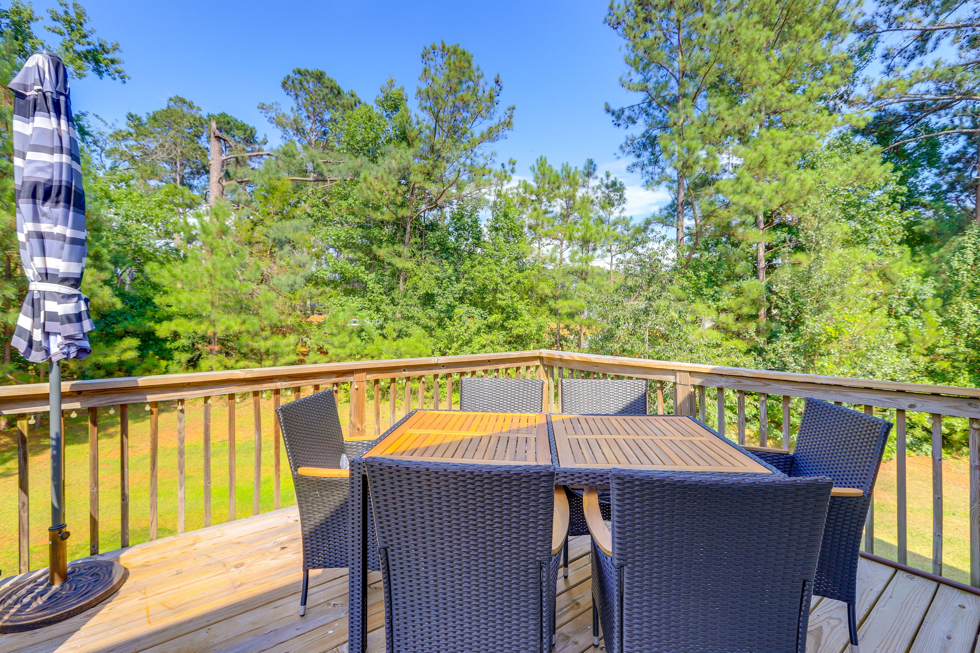 Tempat makan outdoor