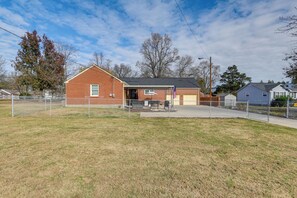 Interior - 8 Mi to Broadway: Wfh-friendly Nashville Duplex! (Nashville)