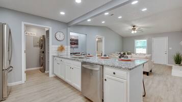 House (3 Bedrooms) | Bahagian dalam