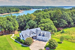 House (Multiple Bedrooms) | Front of property - Upscale Family Home w/ Dock on Lake Hartwell! (Hartwell)