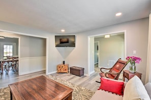 House (4 Bedrooms) | Interior