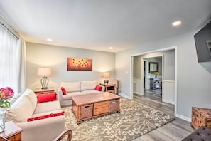 House (4 Bedrooms) | Interior