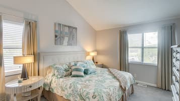 3 bedrooms, desk, laptop workspace, iron/ironing board