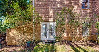 Cozy Georgia Apartment Near Theme Parks & Hiking!