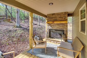 House (3 Bedrooms) | Interior - Modern Ellijay Cabin Rental w/ Outdoor Fireplace (Ellijay)