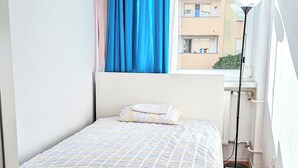 واي فاي مجانًا وملاءات أسرّة