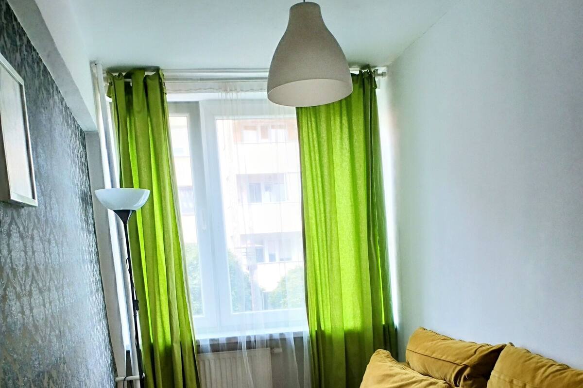 Phòng cơ bản (3) | Phòng tắm | Buồng tắm vòi sen, khăn tắm, xà phòng, dầu gội 