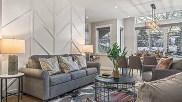 TV, fireplace, stereo, offices
