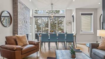 TV, fireplace, stereo, offices