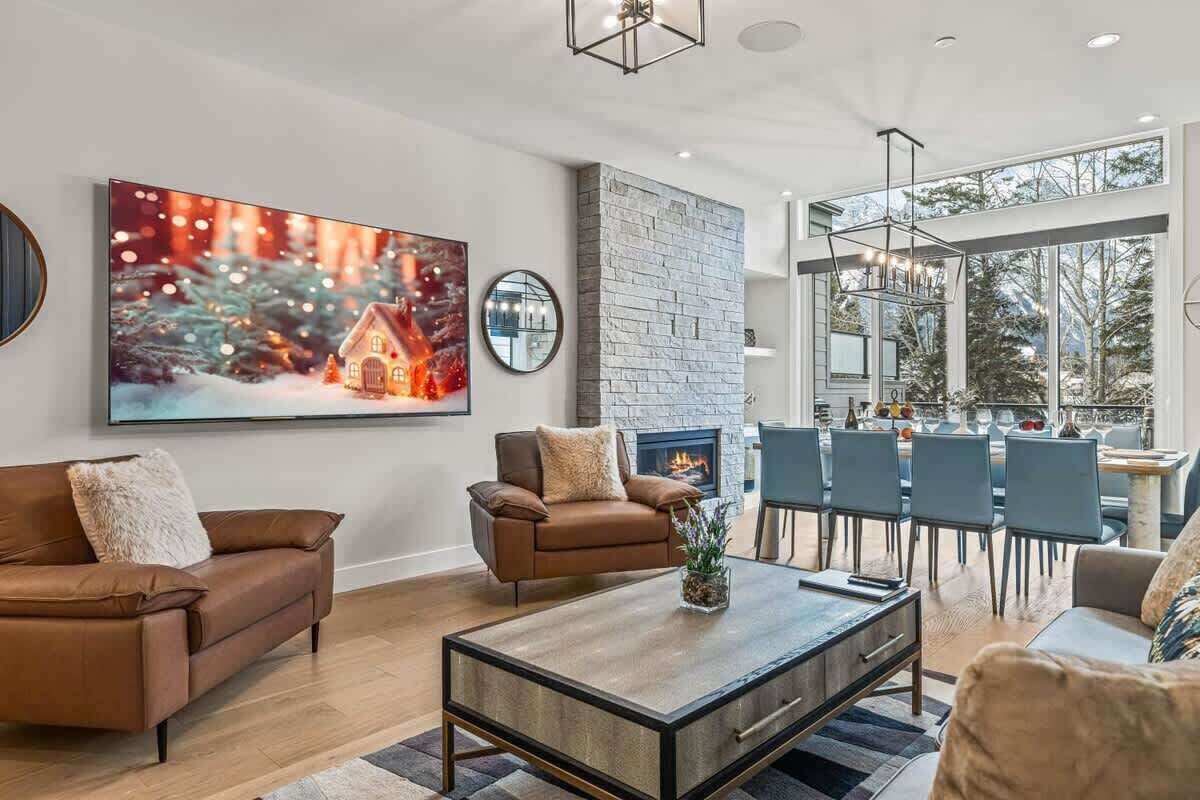 TV, fireplace, stereo, offices