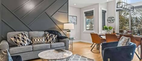 TV, fireplace, stereo, offices