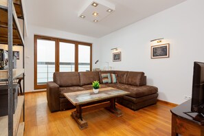 Leilighet, 1 soverom, balkong | Oppholdsrom