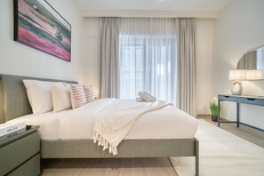 2 bedrooms, in-room safe, iron/ironing board, free WiFi
