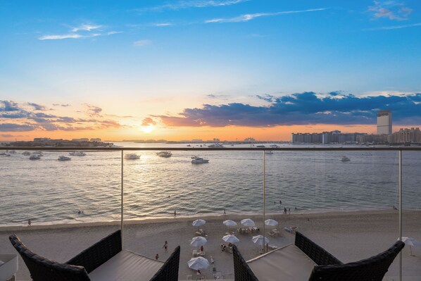 Appartement Signature, 2 chambres, balcon, vue sur la mer | Vue du balcon