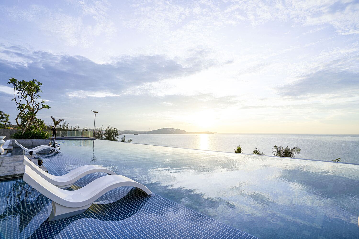 Rooftop pool