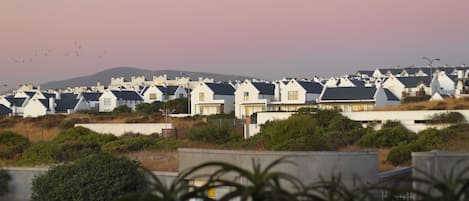 Apartment (2 Bedrooms) | Front of property