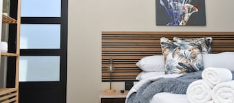 Falcons Rest 