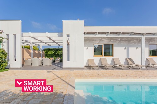 Villa Incanto nel Blu by Wonderful Italy