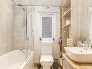 Shower - Pine Lake View (Carnforth)