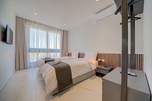 3 quartos, roupas de cama premium, cortinas blackout