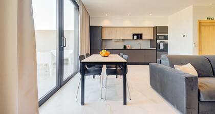 Mayfair by Premier Suites MT