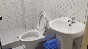 Bathroom - Hospedaje Haziel (San Juan Bautista)