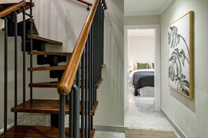 4 habitaciones, tabla de planchar con plancha y wifi gratis