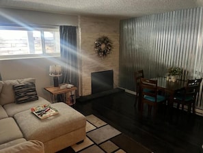 TV connectée, cheminée