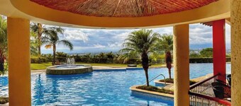 NEW! Chic & Unique: 1BR + Office, Patio, A/C, Pools/2 Jacuzzis, Gym, Parking