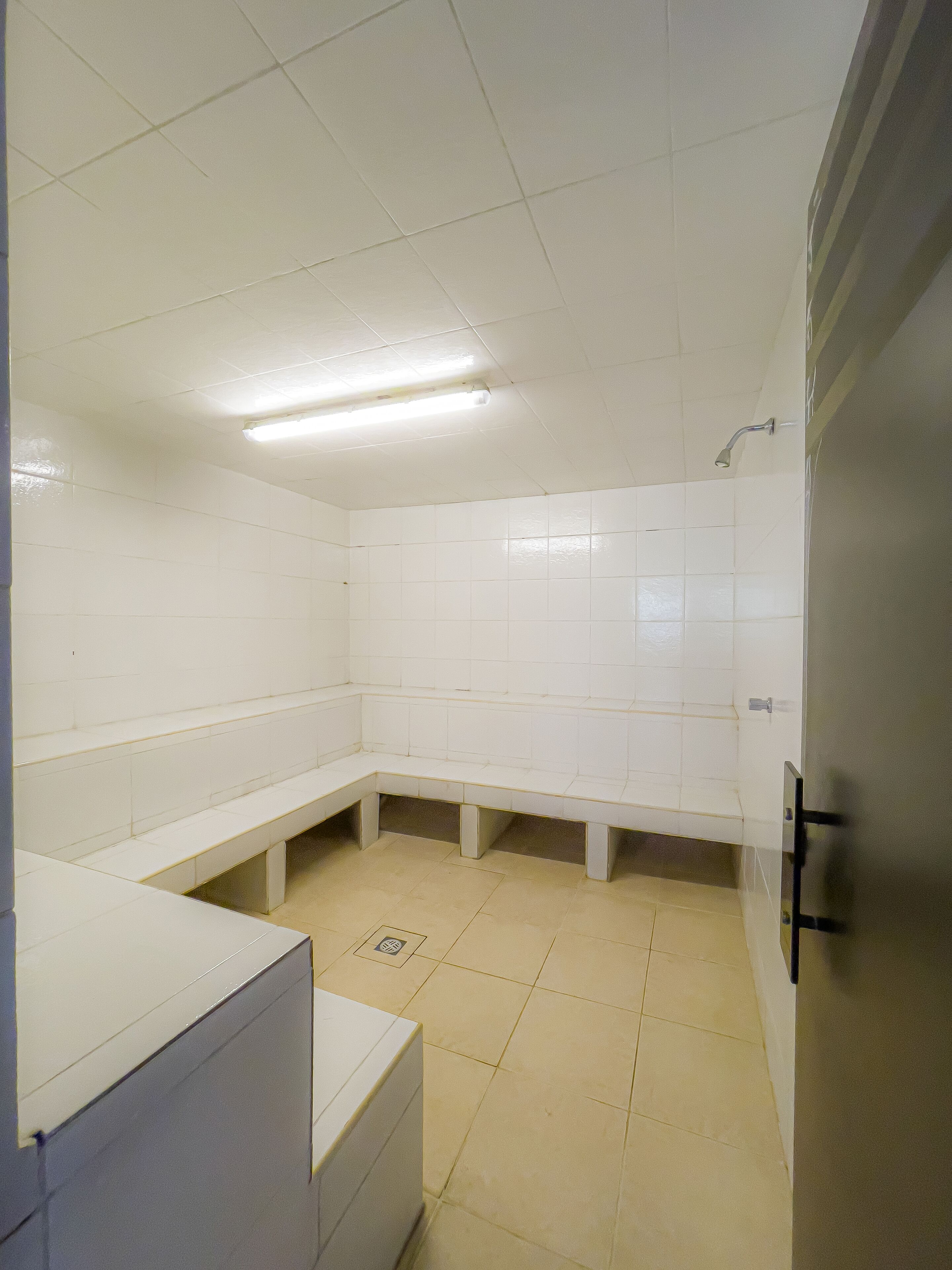 Photo - Avanti Hotel & Convention Center