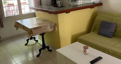 Res. La Source , F2 2éG DeuxiÚme étage gauche,, Familial à 200 m des thermes