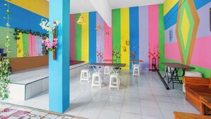 Ảnh chưa phân loại, 2 trong số 12 ảnh, nút