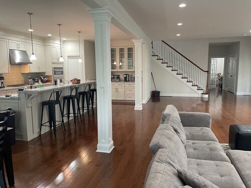 Beautiful, contemporary townhome for two in suburban Philadelphia