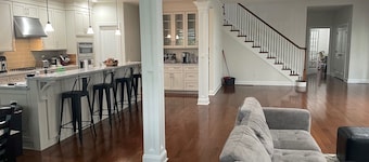 Beautiful, contemporary townhome for two in suburban Philadelphia