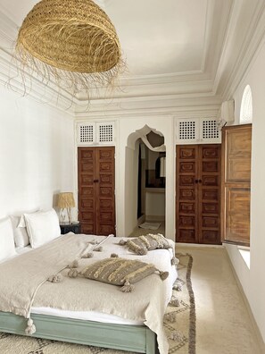 5 Schlafzimmer, Bügeleisen/Bügelbrett, Reisekinderbett, kostenloses WLAN