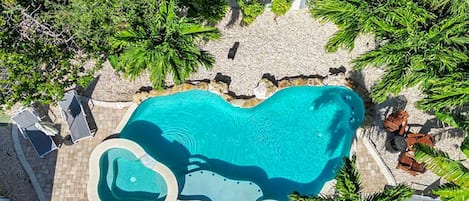 屋外プール、温水プール